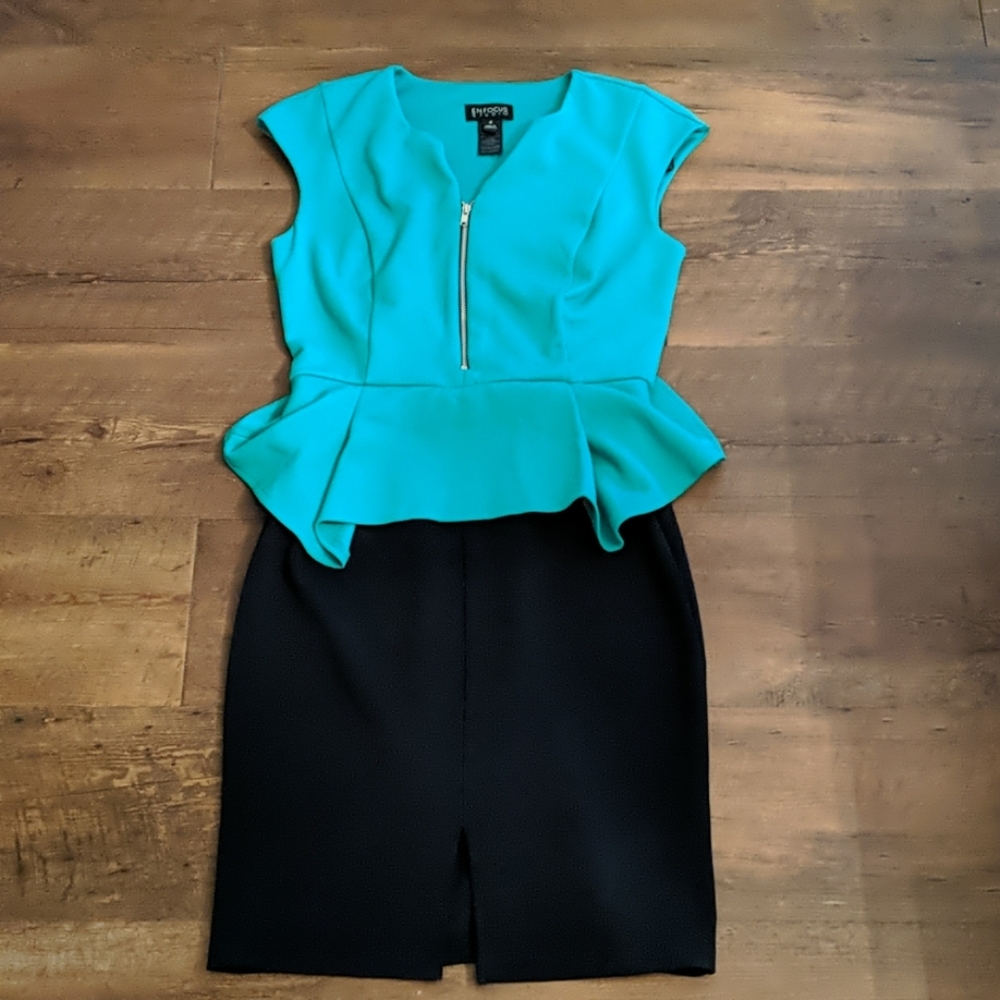Dress with zipper front great for nursing